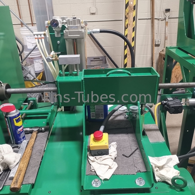 satın al DELLOK Karbon Paslanmaz Çelik Alüminyum Ekstrüzyonlu Tüp Finning Makinesi online manufacture